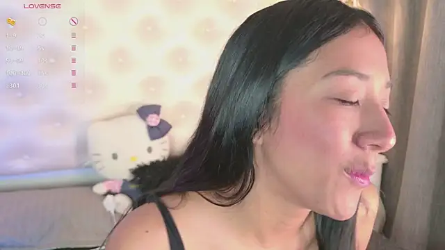 ninaBravu online show from 06/06/26, 12:43