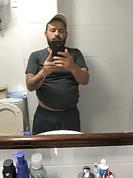 Snapshot of colom1234 chatting on 03/27/26, 02:39 colom1234 online show from 03/27/26, 02:39