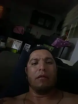 HOTB0Y18 online show from 05/08/26, 10:20