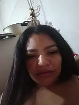 Snapshot of Lara_Seduce chatting on 04/01/26, 02:45 Lara Seduce online show from 04/01/26, 02:45