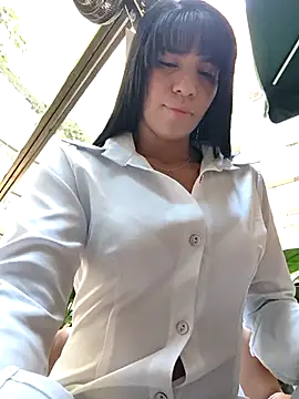 MonserratJons01 online show from 05/01/26, 03:38