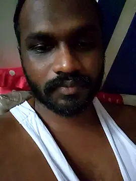 Snapshot of singletamilguy chatting on 04/12/26, 11:59 singletamilguy online show from 04/12/26, 11:59