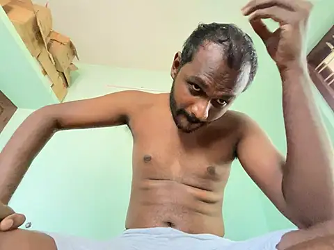 Snapshot of singletamilguy chatting on 05/08/26, 05:02 singletamilguy online show from 05/08/26, 05:02