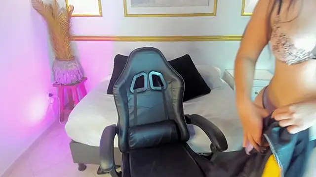 Snapshot of gise_morin chatting on 03/29/26, 04:56 gise morin online show from 03/29/26, 04:56