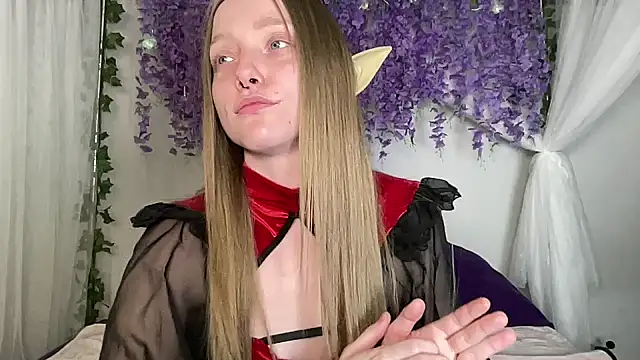 ElfGirlAna online show from 06/08/26, 03:12