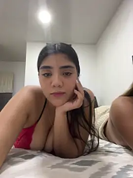 Snapshot of samatha_swet chatting on 04/02/26, 04:32 samatha swet online show from 04/02/26, 04:32