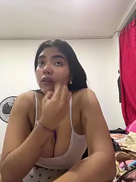 Snapshot of samatha_swet chatting on 04/10/26, 04:50 samatha swet online show from 04/10/26, 04:50