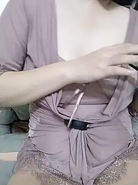 Snapshot of Man_Cheryy chatting on 05/24/26, 05:18 Man Cheryy online show from 05/24/26, 05:18