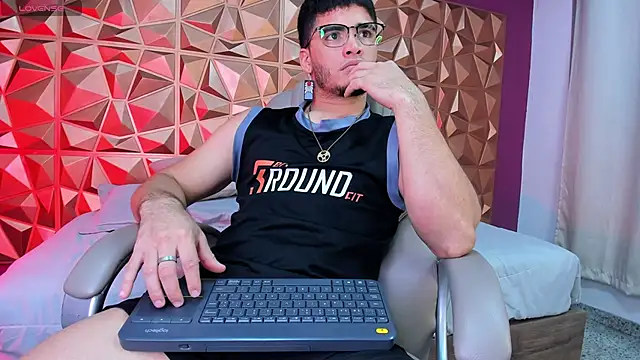DanteTargaryen online show from 04/16/26, 02:56