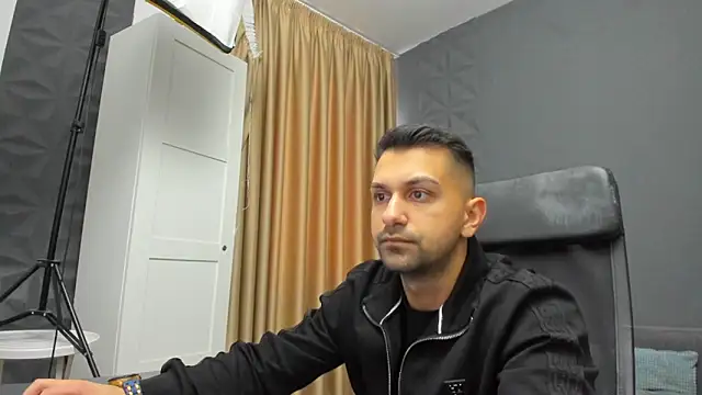 Snapshot of BryceReign chatting on 03/21/26, 05:34 BryceReign online show from 03/21/26, 05:34