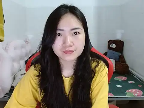 Snapshot of Olivia_cute68 chatting on 04/06/26, 03:15 Olivia cute68 online show from 04/06/26, 03:15