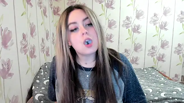 Agathameoww online show from 04/26/26, 01:14