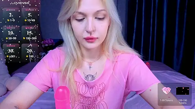 BlondieSummer online show from 06/20/26, 05:38