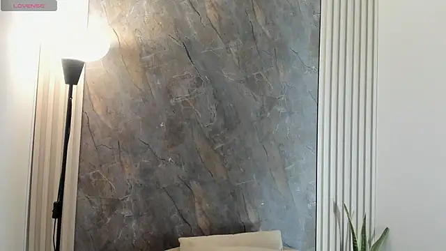 alina sauvage online show from 06/09/26, 01:56