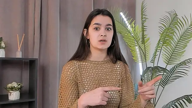 Snapshot of LuciKardos chatting on 03/20/26, 12:21 LuciKardos online show from 03/20/26, 12:21