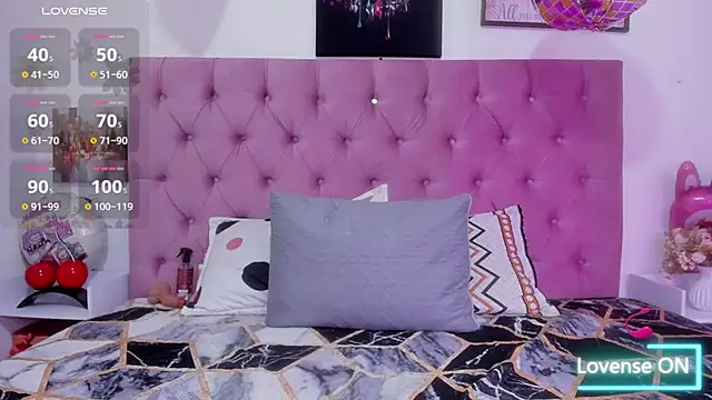 Natasha wishx online show from 06/09/26, 08:20