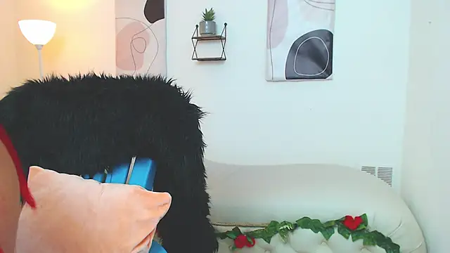 Snapshot of XFireCoupleX chatting on 03/24/26, 10:59 XFireCoupleX online show from 03/24/26, 10:59