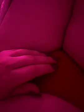 Snapshot of likiaaaaa chatting on 04/02/26, 01:03 likiaaaaa online show from 04/02/26, 01:03