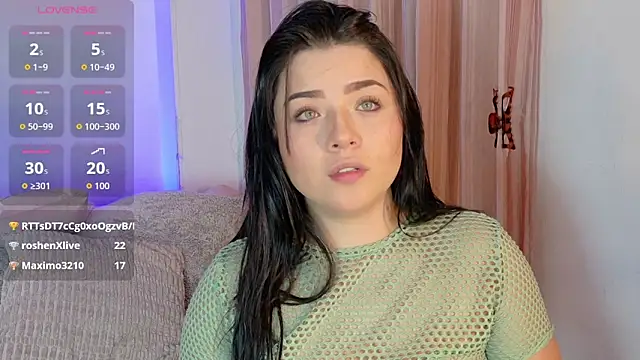 Snapshot of CamilaRougee chatting on 04/18/26, 02:04 CamilaRougee online show from 04/18/26, 02:04