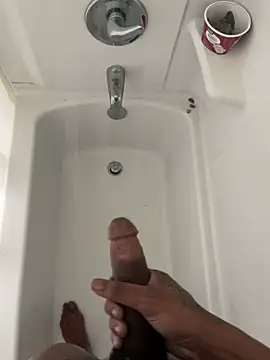 Snapshot of Mr11inchesnluvv chatting on 03/26/26, 10:59 Mr11inchesnluvv online show from 03/26/26, 10:59