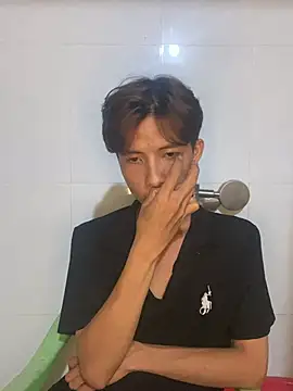 Nguyencuong1999 online show from 06/23/26, 04:05