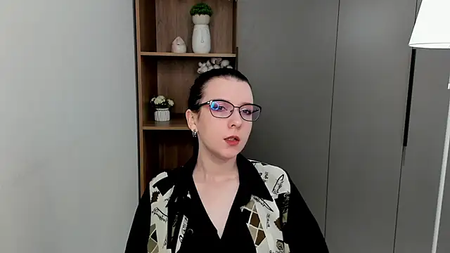 Snapshot of IsaSantella chatting on 03/21/26, 10:20 IsaSantella online show from 03/21/26, 10:20