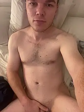 Snapshot of Gerrie75 chatting on 03/24/26, 01:49 Gerrie75 online show from 03/24/26, 01:49