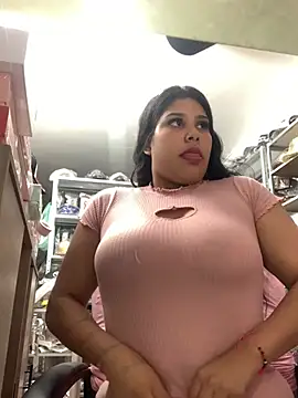 Snapshot of venuslaferte_ chatting on 03/21/26, 12:32 venuslaferte online show from 03/21/26, 12:32