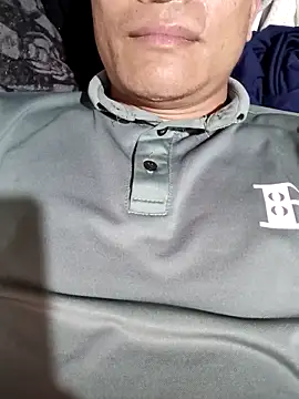 Snapshot of Sutinh85 chatting on 03/24/26, 01:49 Sutinh85 online show from 03/24/26, 01:49