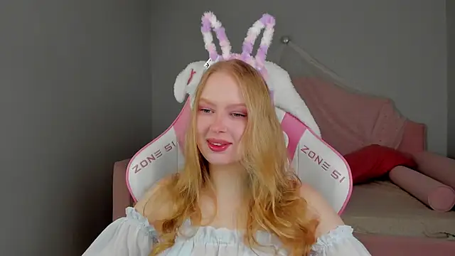 Snapshot of BellaVenatrix chatting on 04/04/26, 05:06 BellaVenatrix online show from 04/04/26, 05:06