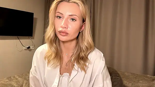 Snapshot of KamiPansullo chatting on 03/21/26, 07:17 KamiPansullo online show from 03/21/26, 07:17