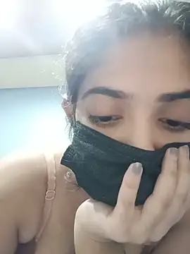 Snapshot of sanayabose7 chatting on 06/19/26, 03:49 sanayabose7 online show from 06/19/26, 03:49