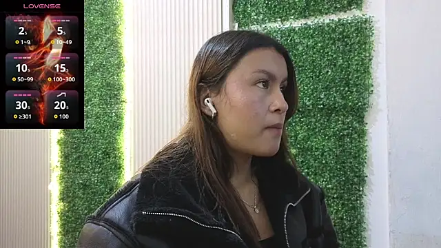 sara blue13 online show from 04/06/26, 01:45