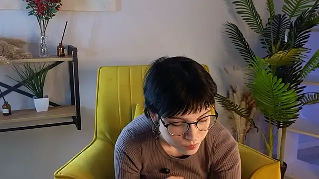 Snapshot of RubieNibbs chatting on 03/21/26, 01:58 RubieNibbs online show from 03/21/26, 01:58