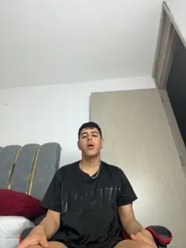 Snapshot of Angel_khouri_ chatting on 04/20/26, 03:09 Angel khouri online show from 04/20/26, 03:09