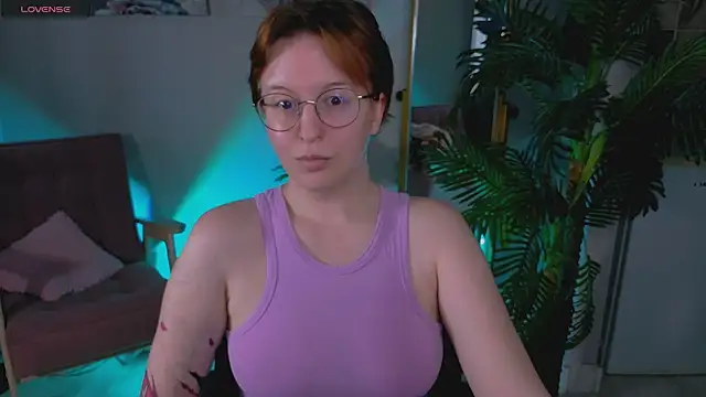 Snapshot of arizzzona_baby chatting on 04/17/26, 01:58 arizzzona baby online show from 04/17/26, 01:58