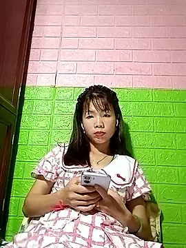 AmyLinee01 online show from 05/22/26, 05:29