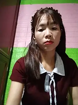 AmyLinee01 online show from 05/29/26, 05:05