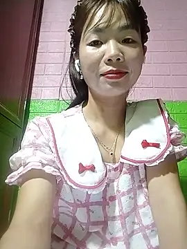 AmyLinee01 online show from 05/29/26, 05:11