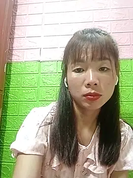 AmyLinee01 online show from 06/17/26, 08:54
