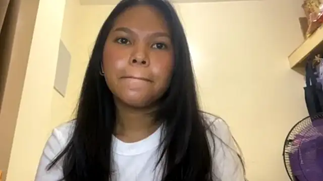 Snapshot of CorrinaThach chatting on 03/23/26, 02:37 CorrinaThach online show from 03/23/26, 02:37