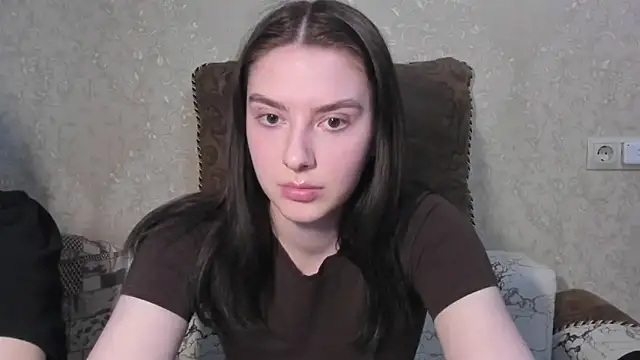 Snapshot of muuur_love231 chatting on 03/23/26, 04:11 muuur love231 online show from 03/23/26, 04:11