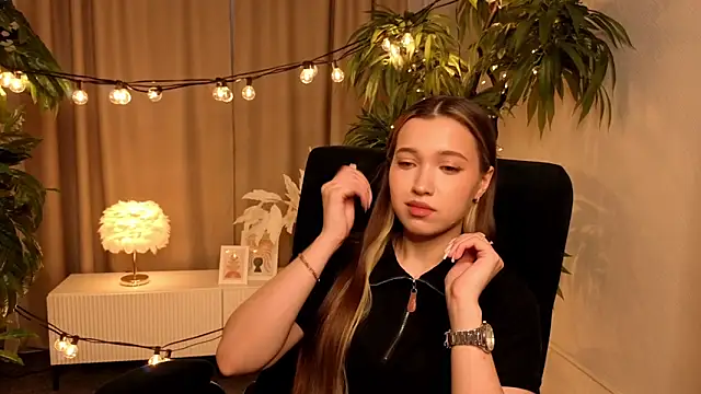 Snapshot of AnnaBerrys chatting on 03/28/26, 01:11 AnnaBerrys online show from 03/28/26, 01:11