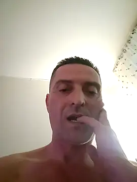 Snapshot of tika_taka chatting on 03/21/26, 01:37 tika taka online show from 03/21/26, 01:37