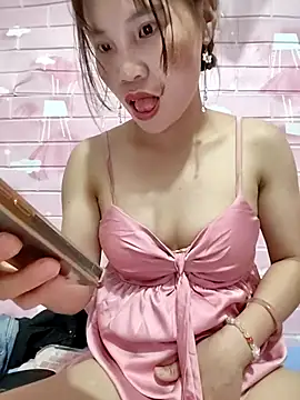 Snapshot of Ruby_Lucy chatting on 03/24/26, 01:38 Ruby Lucy online show from 03/24/26, 01:38