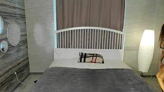 AminaRuthers online show from 05/14/26, 07:04