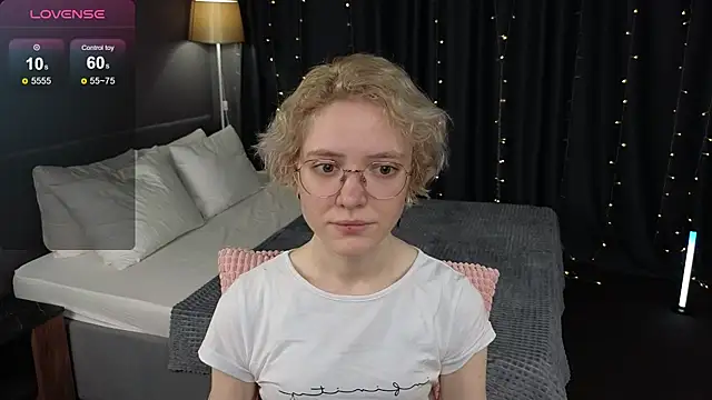 HottoKori online show from 05/12/26, 05:37