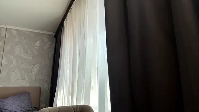 Snapshot of Emely_Cute chatting on 03/22/26, 09:34 Emely Cute online show from 03/22/26, 09:34