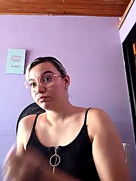 Snapshot of Haru1_ chatting on 03/28/26, 08:41 Haru1 online show from 03/28/26, 08:41