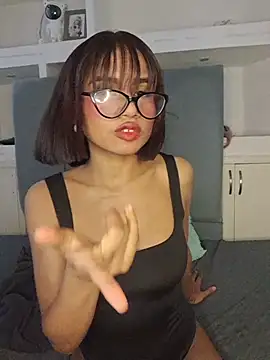 Lucy Em online show from 05/11/26, 12:11